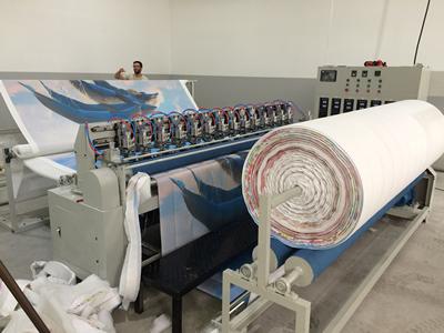 Máquina de bordar e matelar ultrassônicas